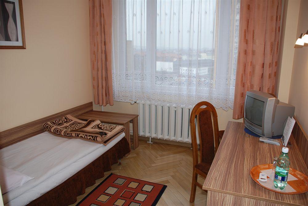 ホテル Voco Katowice By Ihg エクステリア 写真