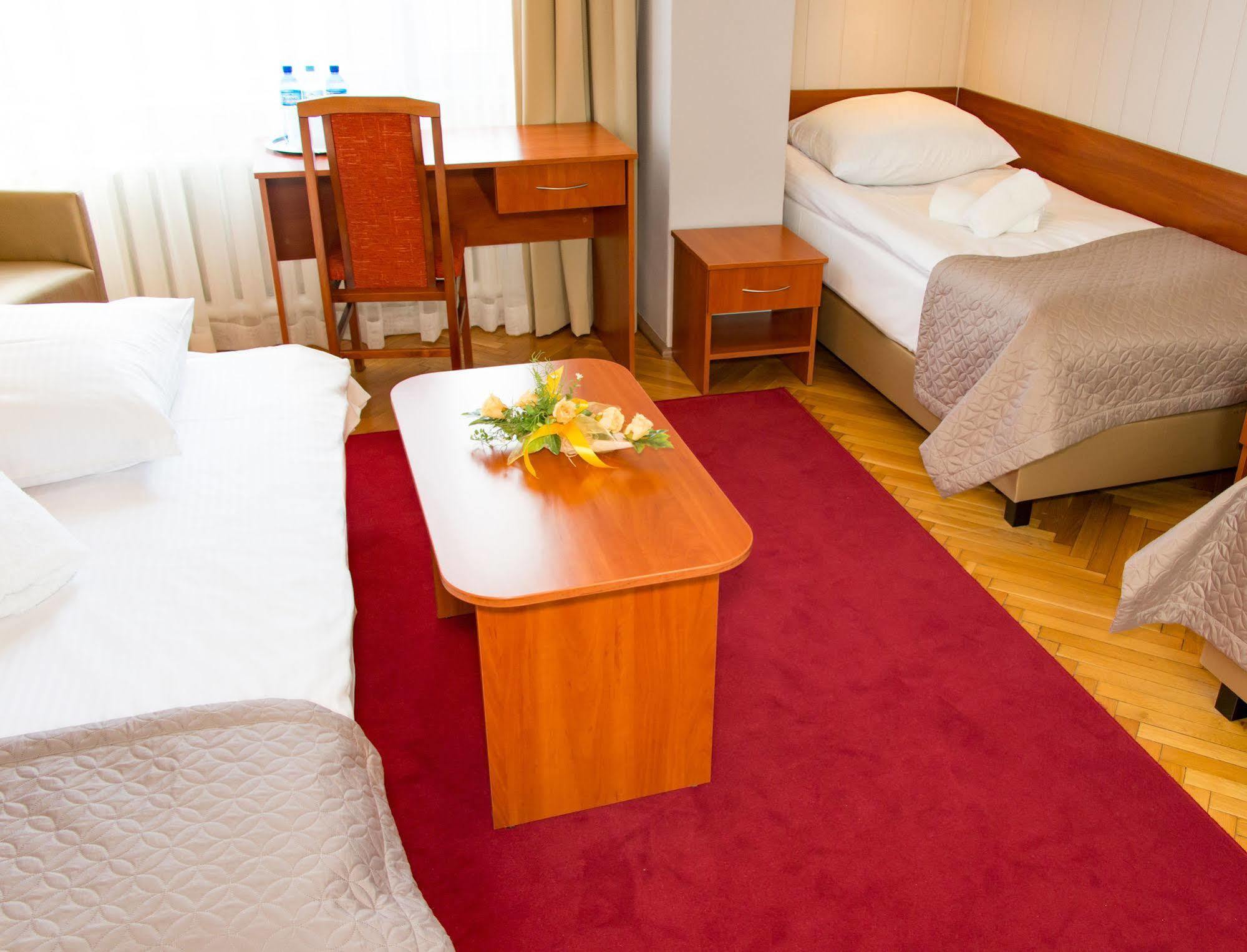 ホテル Voco Katowice By Ihg エクステリア 写真